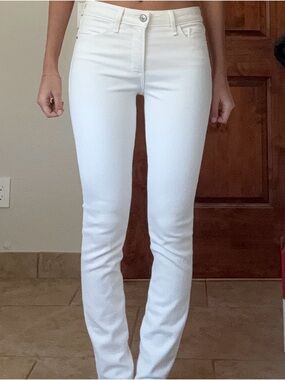 Abercrombie & Fitch Women's White Skinny Jeans
